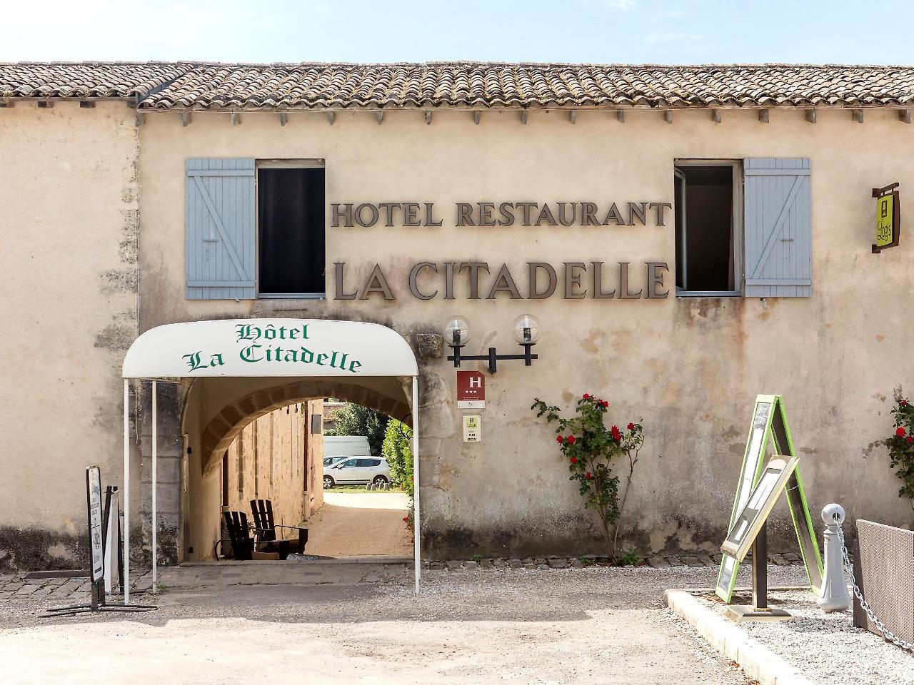 Logis Hotel Restaurant La Citadelle 블라이 외부 사진