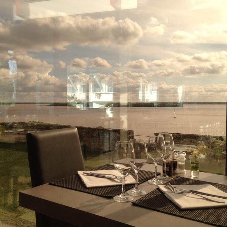 Logis Hotel Restaurant La Citadelle 블라이 외부 사진